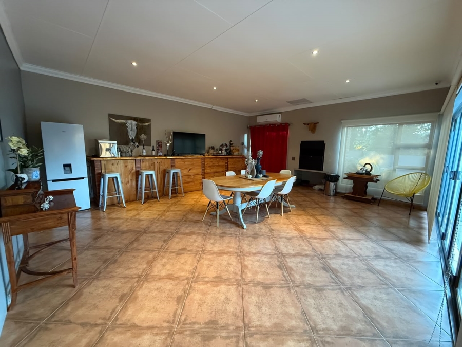 3 Bedroom Property for Sale in Safari Gardens North West